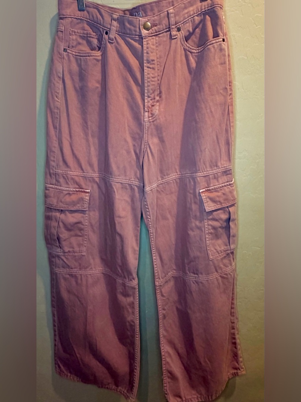 a.n.a High Rise Wide Leg Cargo Pants Women’s Size 12 Mauve Pink Trendy